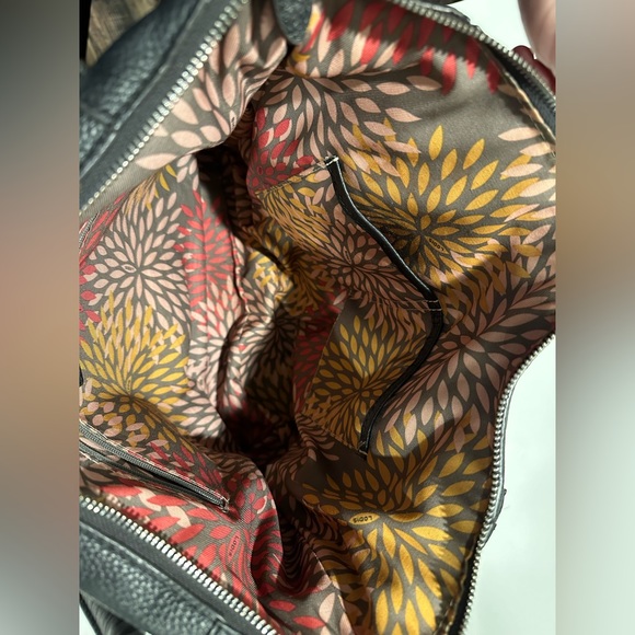 Lodis BLACK PEBBLED LEATHER  SHOULDER BAG TOTE Floral Interior - Picture 9 of 16